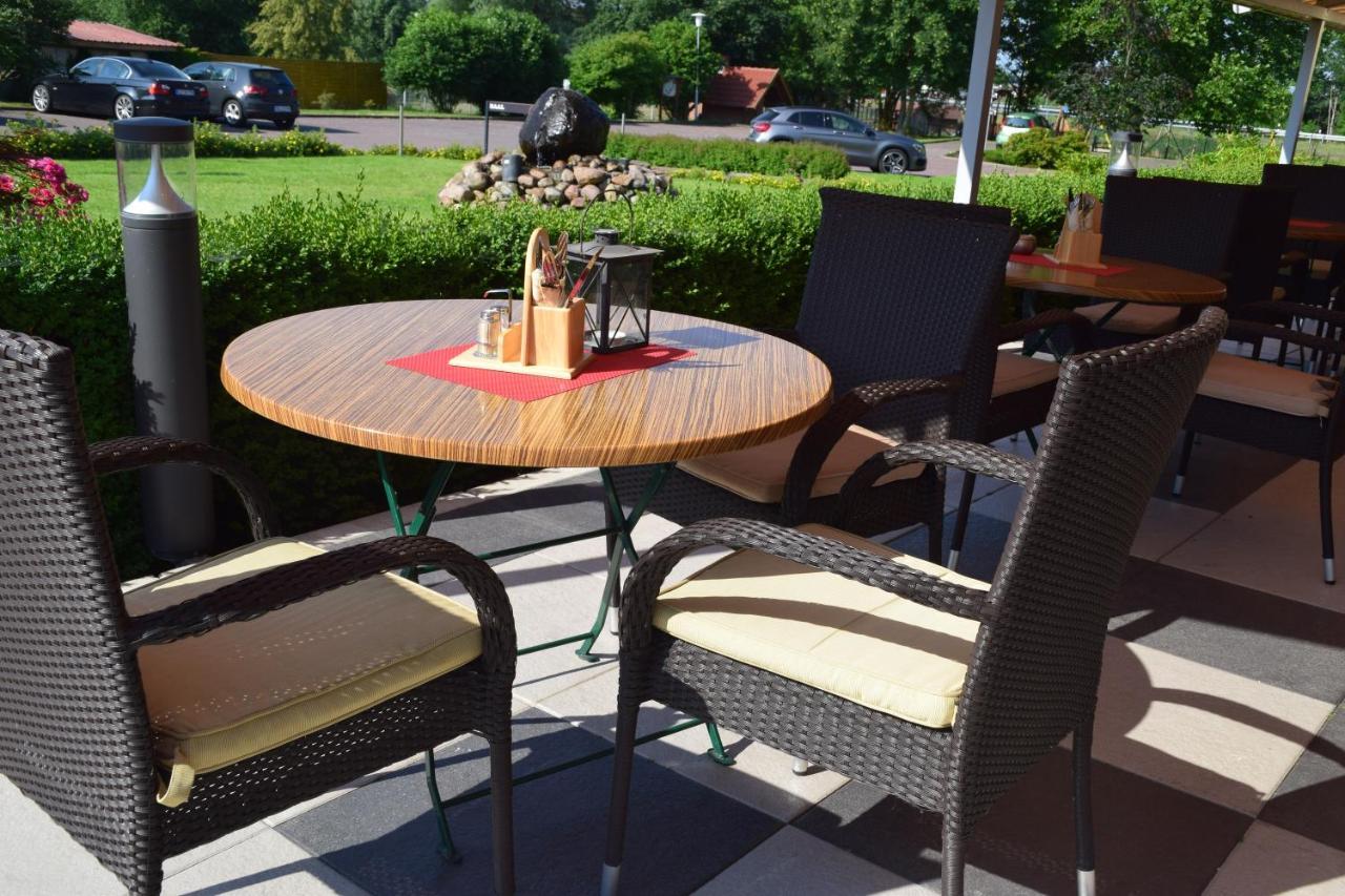 Land-Gut-Hotel Seeblick Klietz Esterno foto