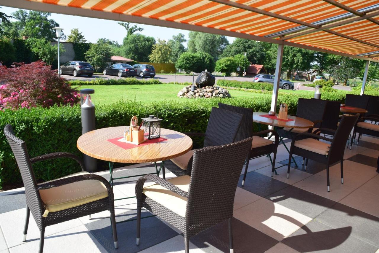 Land-Gut-Hotel Seeblick Klietz Esterno foto