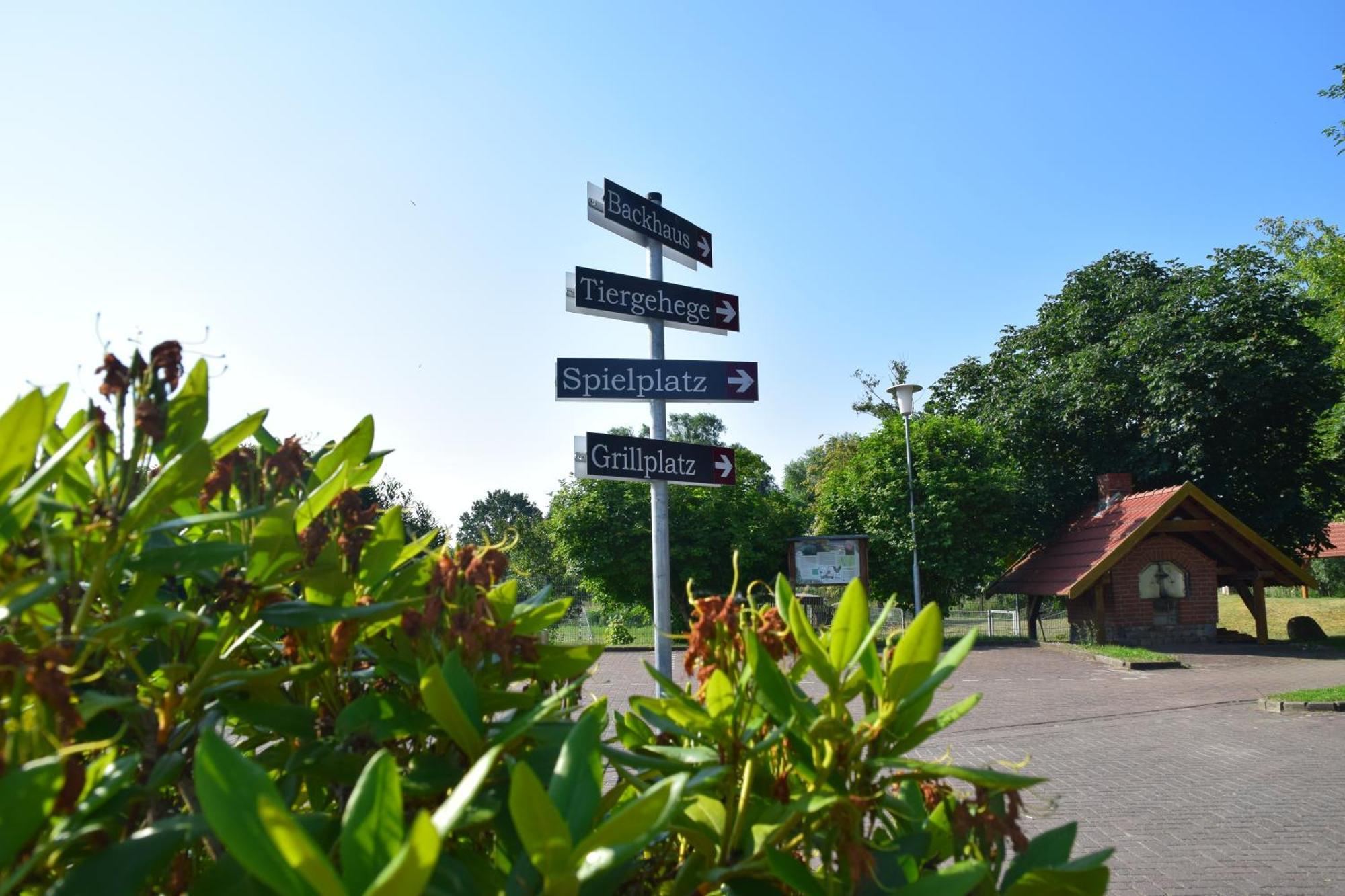 Land-Gut-Hotel Seeblick Klietz Esterno foto