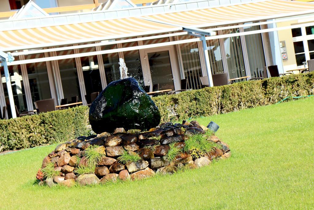 Land-Gut-Hotel Seeblick Klietz Esterno foto